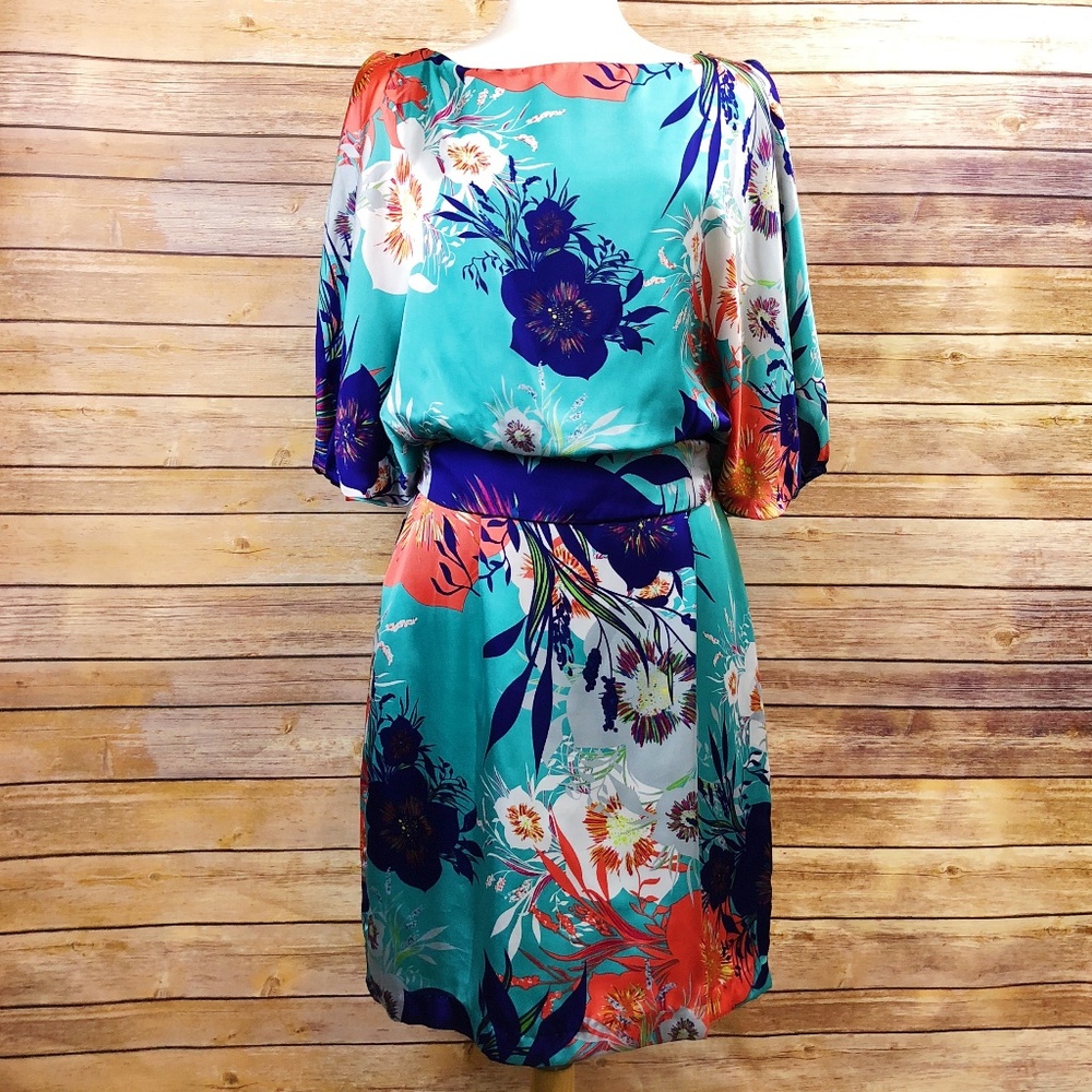 BIsou Bisou Floral Print Butterfly Sleeve Dress